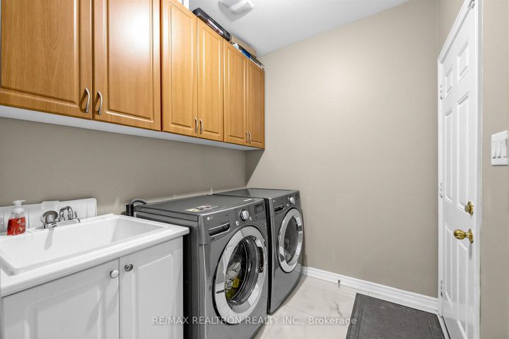 Photo 30 at 21 Rennie Avenue, Box Grove, Markham