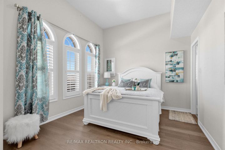 Photo 31 at 21 Rennie Avenue, Box Grove, Markham