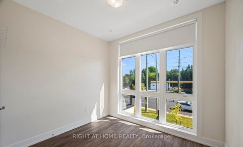 Photo 7 at 8 - 12860 YONGE Street, Oak Ridges, Richmond Hill