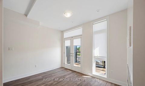 Photo 8 at 8 - 12860 YONGE Street, Oak Ridges, Richmond Hill