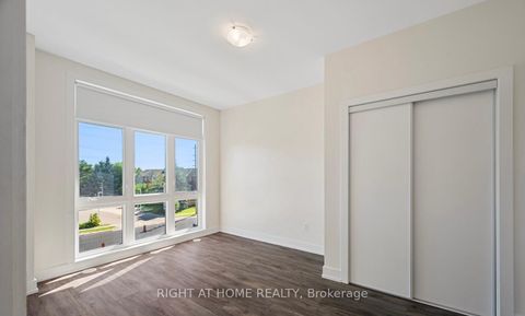 Photo 16 at 8 - 12860 YONGE Street, Oak Ridges, Richmond Hill