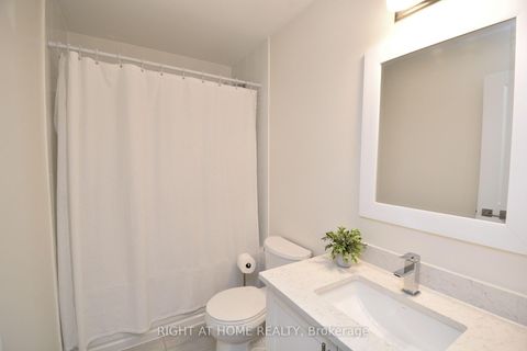 Photo 24 at 8 - 12860 YONGE Street, Oak Ridges, Richmond Hill