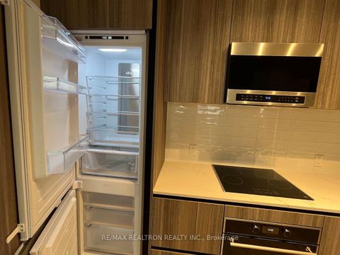 Photo 9 at 1709 - 117 Broadway Avenue, Mount Pleasant West, Toronto