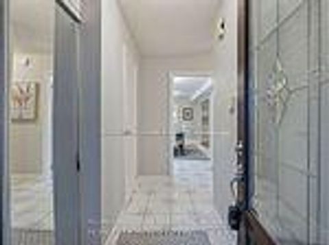 Photo 2 at 214 B0RROWS ST Street W, Lakeview Estates, Vaughan