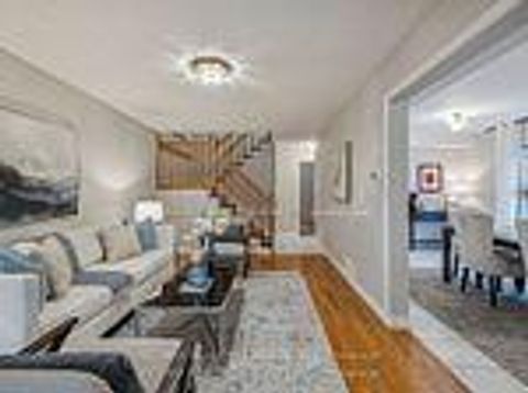 Photo 14 at 214 B0RROWS ST Street W, Lakeview Estates, Vaughan