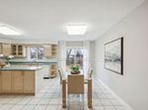 Photo 15 at 214 B0RROWS ST Street W, Lakeview Estates, Vaughan