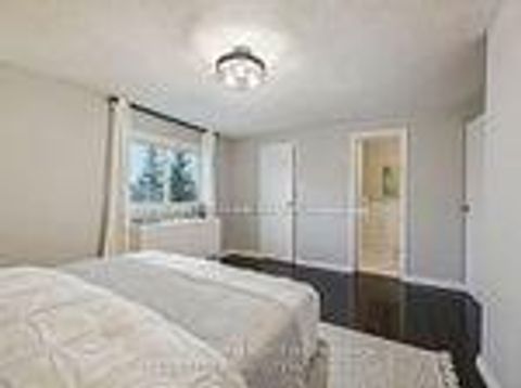 Photo 25 at 214 B0RROWS ST Street W, Lakeview Estates, Vaughan