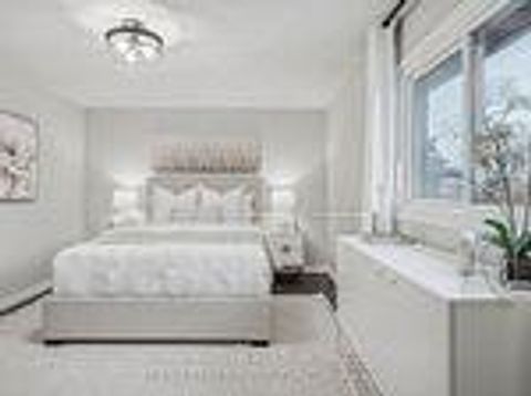 Photo 28 at 214 B0RROWS ST Street W, Lakeview Estates, Vaughan