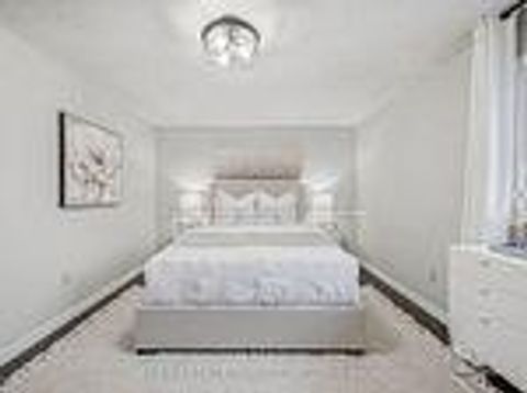 Photo 37 at 214 B0RROWS ST Street W, Lakeview Estates, Vaughan