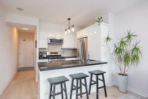 Photo 15 at 2802 - 10 Navy Wharf Court, Waterfront Communities C1, Toronto