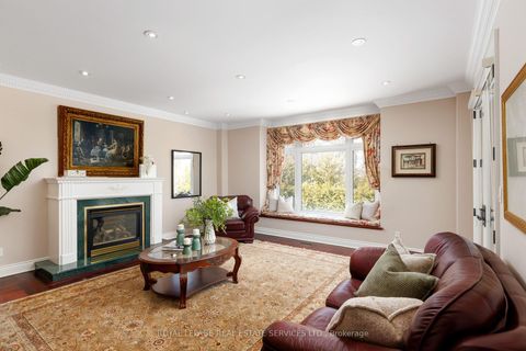 Photo 9 at 64 Yorkleigh Avenue, Humber Heights, Toronto