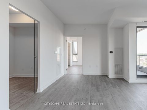 Photo 21 at 405 - 120 Eagle Rock Way, Rural Vaughan, Vaughan