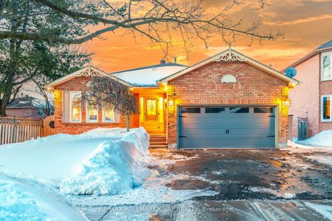 Photo 0 at 58 James Street, Ardagh, Barrie