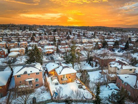 Photo 4 at 58 James Street, Ardagh, Barrie