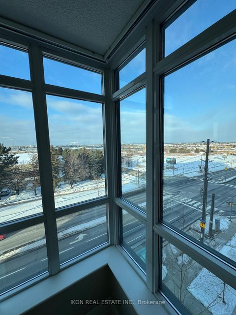 Photo 7 at 615 - 100 Scottfield Drive, Agincourt North, Toronto