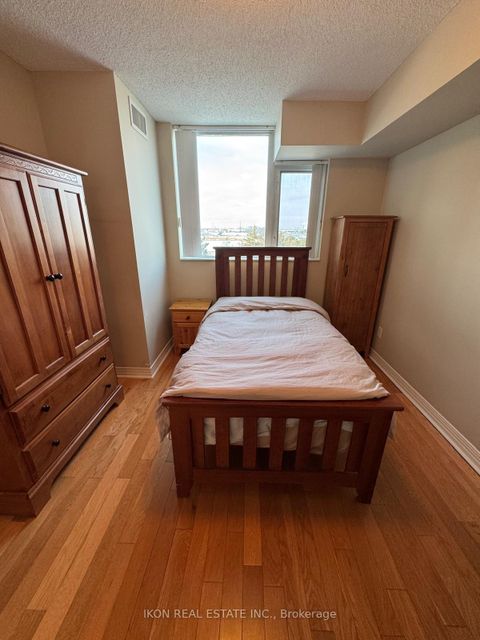 Photo 9 at 615 - 100 Scottfield Drive, Agincourt North, Toronto