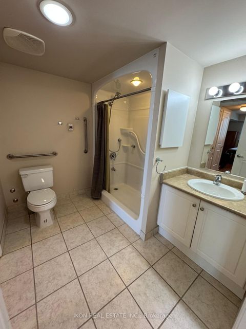 Photo 14 at 615 - 100 Scottfield Drive, Agincourt North, Toronto