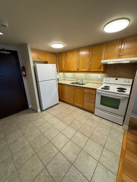 Photo 17 at 615 - 100 Scottfield Drive, Agincourt North, Toronto