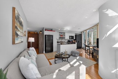 Photo 9 at 603 - 361 Front Street W, Waterfront Communities C1, Toronto