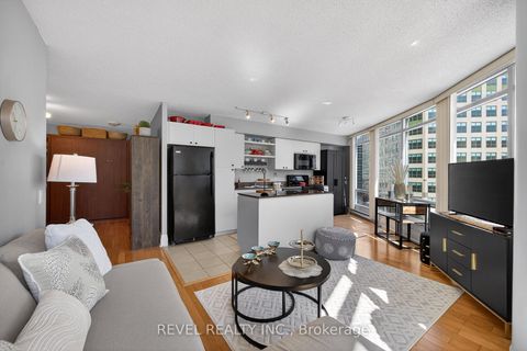 Photo 10 at 603 - 361 Front Street W, Waterfront Communities C1, Toronto