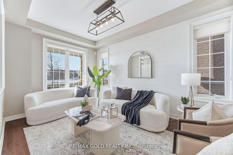 Photo 12 at 201 Barons Street, Kleinburg, Vaughan