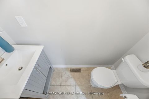 Photo 24 at 201 Barons Street, Kleinburg, Vaughan