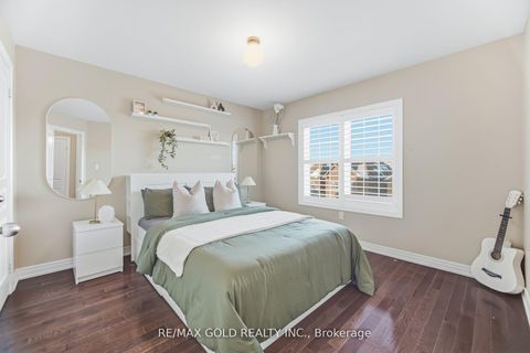 Photo 33 at 201 Barons Street, Kleinburg, Vaughan