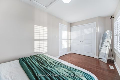 Photo 37 at 201 Barons Street, Kleinburg, Vaughan