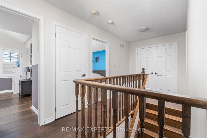 Photo 21 at 56 Donlamont Circle, Northwest Brampton, Brampton