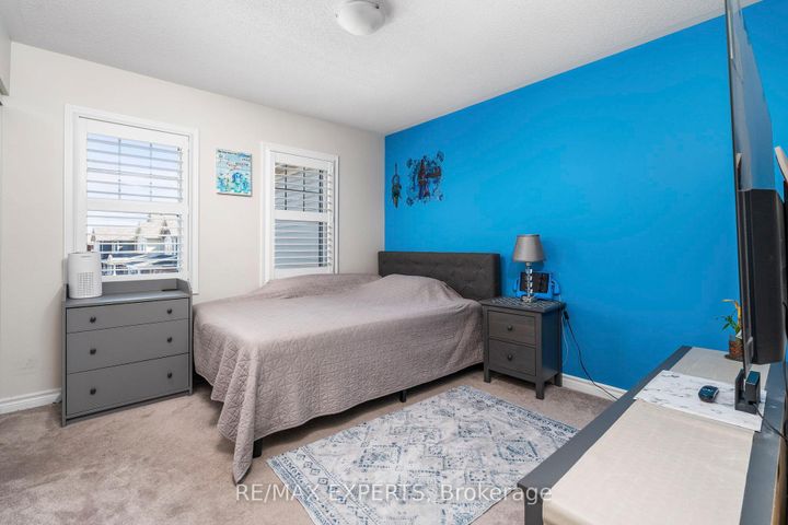 Photo 25 at 56 Donlamont Circle, Northwest Brampton, Brampton