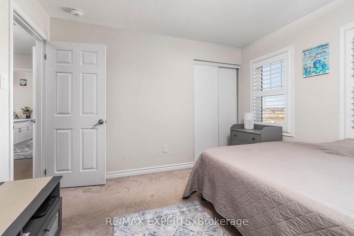 Photo 26 at 56 Donlamont Circle, Northwest Brampton, Brampton