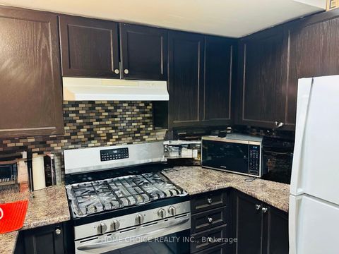 Photo 3 at 105 - 1775 Markham Road, Malvern, Toronto