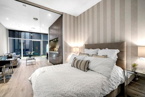 Photo 4 at 304 - 155 Yorkville Avenue, Annex, Toronto