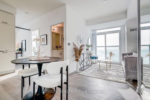 Photo 7 at 619 - 60 Honeycrisp Crescent, Vaughan Corporate Centre, Vaughan