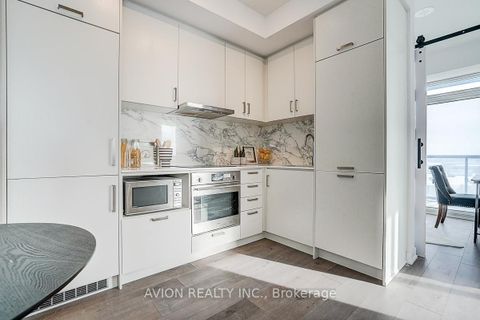 Photo 19 at 619 - 60 Honeycrisp Crescent, Vaughan Corporate Centre, Vaughan