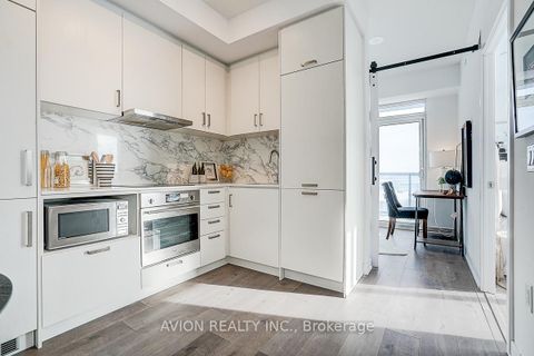 Photo 20 at 619 - 60 Honeycrisp Crescent, Vaughan Corporate Centre, Vaughan