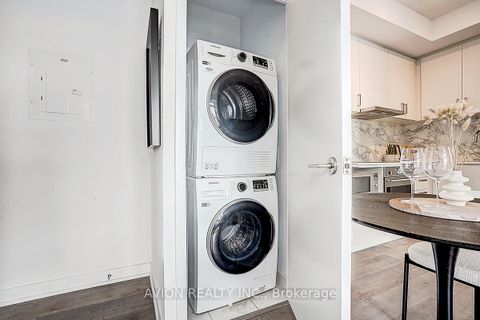 Photo 37 at 619 - 60 Honeycrisp Crescent, Vaughan Corporate Centre, Vaughan