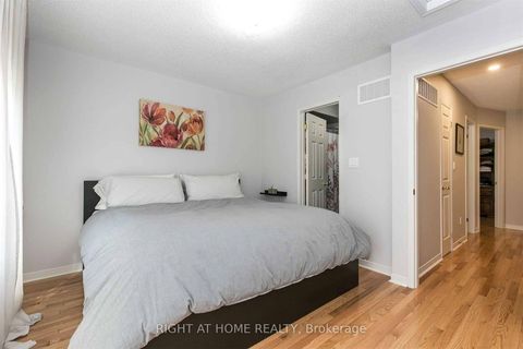 Photo 15 at 41 Ted Wray Circle, CFB, Toronto