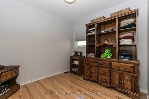 Photo 18 at 41 Ted Wray Circle, CFB, Toronto