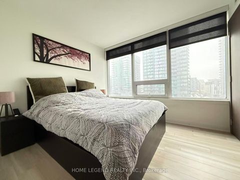 Photo 5 at 710 - 17 Bathurst Street, Waterfront Communities C1, Toronto