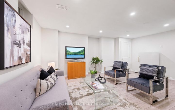 Photo 21 at 105 Olivia Marie Road, Bram West, Brampton