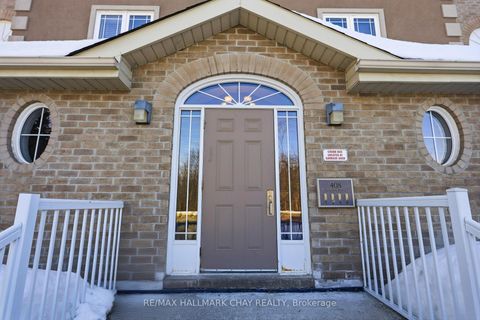 Photo 2 at 1 - 408 Veterans Drive, Holly, Barrie