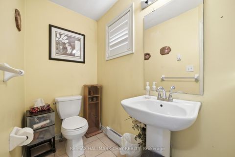 Photo 5 at 1 - 408 Veterans Drive, Holly, Barrie