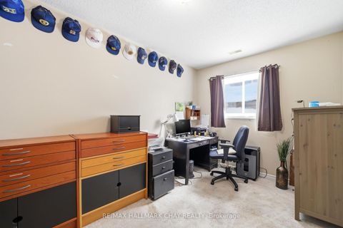 Photo 14 at 1 - 408 Veterans Drive, Holly, Barrie