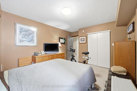 Photo 16 at 1 - 408 Veterans Drive, Holly, Barrie