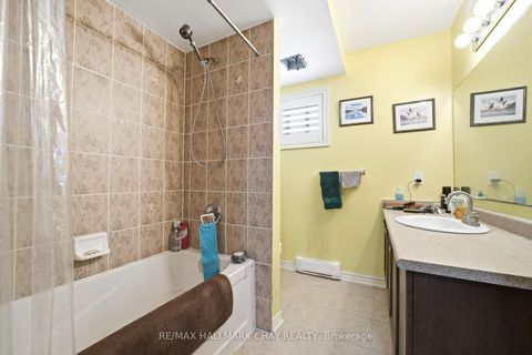 Photo 17 at 1 - 408 Veterans Drive, Holly, Barrie