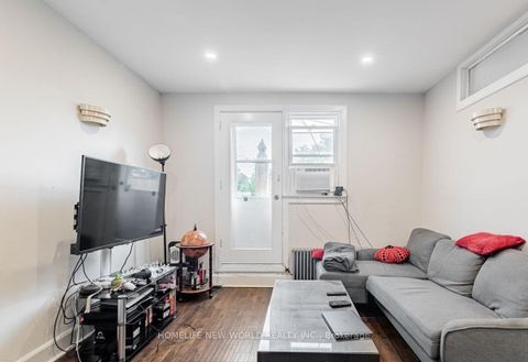 Photo 13 at 878 Kingston Road, Danforth, Toronto
