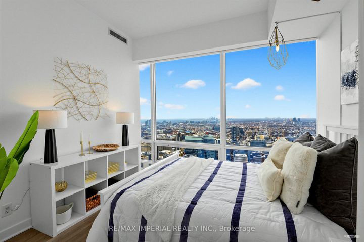 Photo 25 at Ph03 - 15 Grenville Street, Bay Street Corridor, Toronto