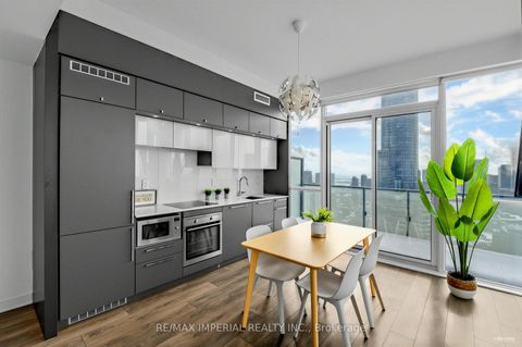 Photo 17 at Ph03 - 15 Grenville Street, Bay Street Corridor, Toronto