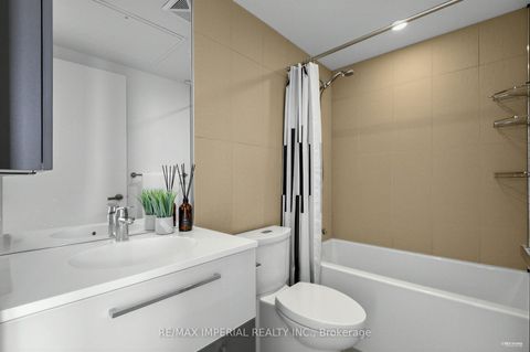 Photo 31 at Ph03 - 15 Grenville Street, Bay Street Corridor, Toronto